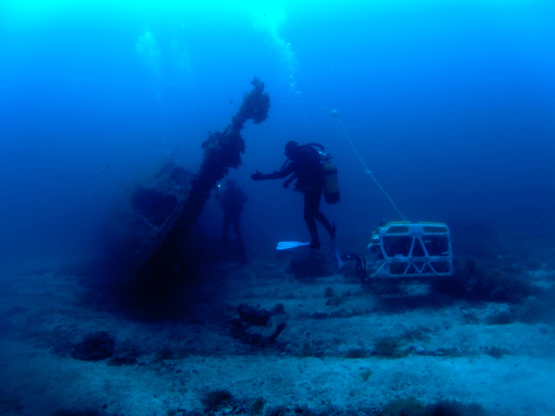 Derelictes a gran profunditat: introducció a la operativa dels ROV