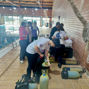 SETMANA DE LA DONA TREABALLADORA: Vols provar el Submarinisme? Submergeix-te amb nosaltres! 1