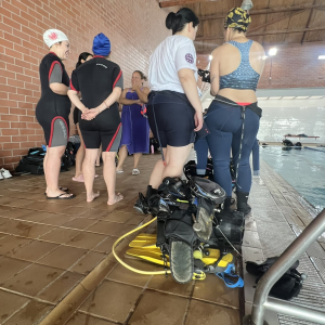 SETMANA DE LA DONA TREABALLADORA: Vols provar el Submarinisme? Submergeix-te amb nosaltres! 5