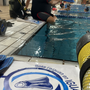 SETMANA DE LA DONA TREABALLADORA: Vols provar el Submarinisme? Submergeix-te amb nosaltres! 9