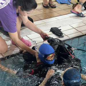 SETMANA DE LA DONA TREABALLADORA: Vols provar el Submarinisme? Submergeix-te amb nosaltres! 36