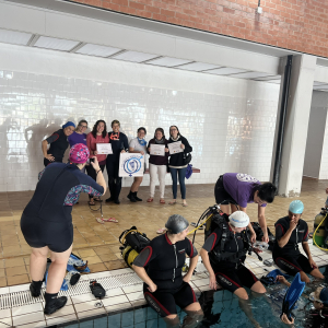 SETMANA DE LA DONA TREABALLADORA: Vols provar el Submarinisme? Submergeix-te amb nosaltres! 39