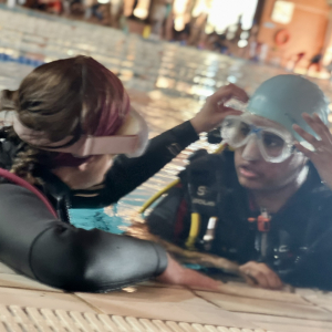 SETMANA DE LA DONA TREABALLADORA: Vols provar el Submarinisme? Submergeix-te amb nosaltres! 43