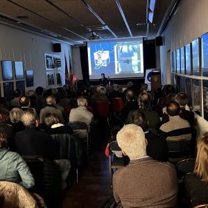 Fent els 10.700 m UNA AVENTURA PER MUNTANYES SUBMARINES 10