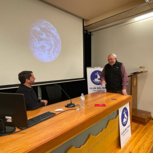 Fent els 10.700 m UNA AVENTURA PER MUNTANYES SUBMARINES 21